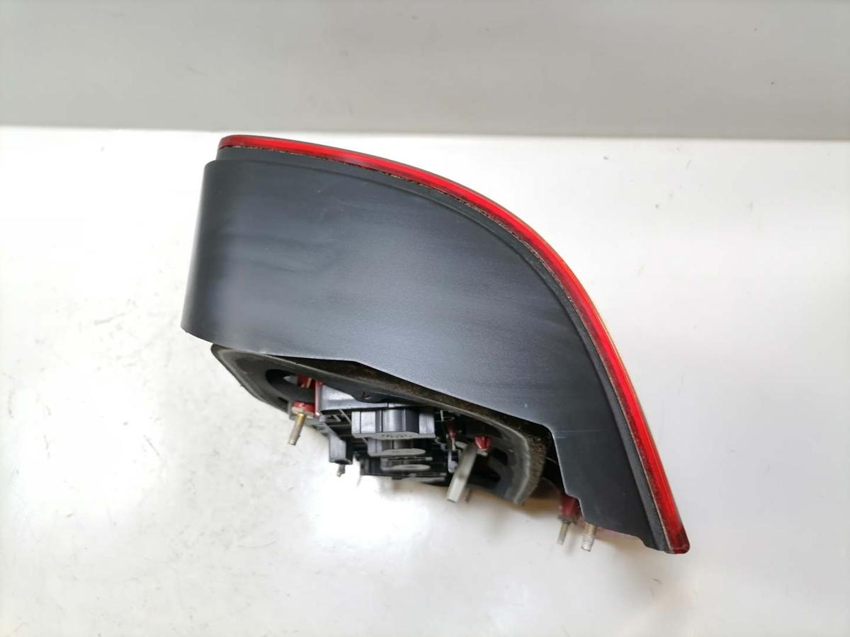 VW Passat 3BG original Rücklicht Rückleuchte Schlussleuchte links Kombi Bj.2003
